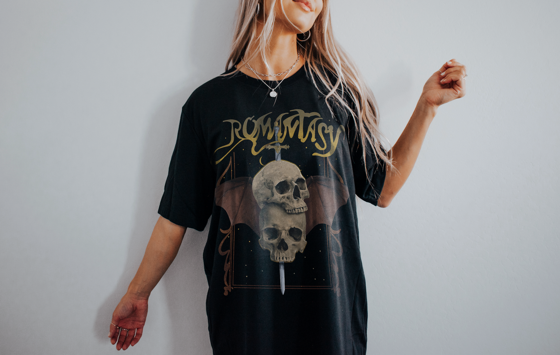 Romantasy Band Tee – Wonder Witch Boutique
