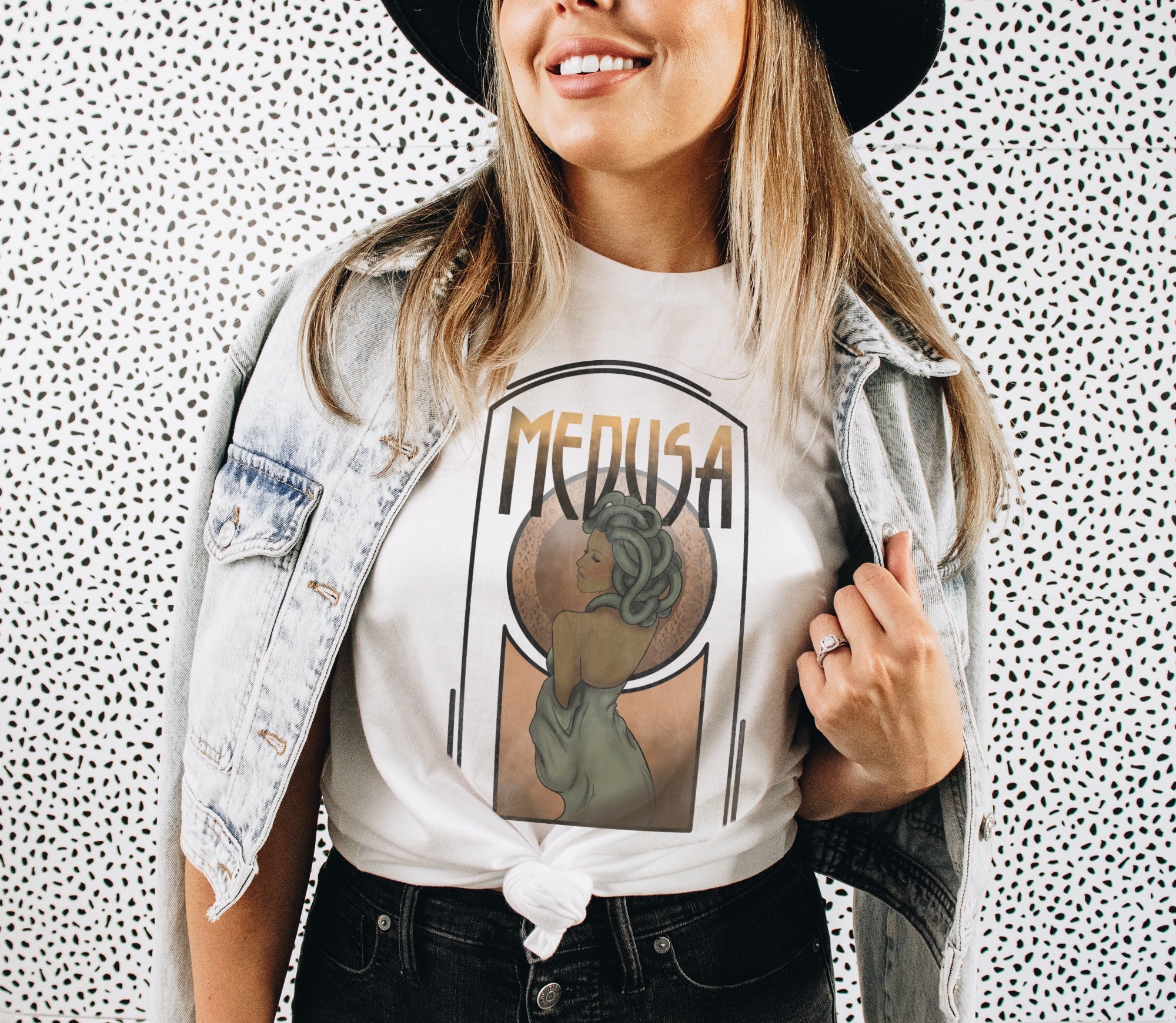 Medusa Art Nouveau Tee
