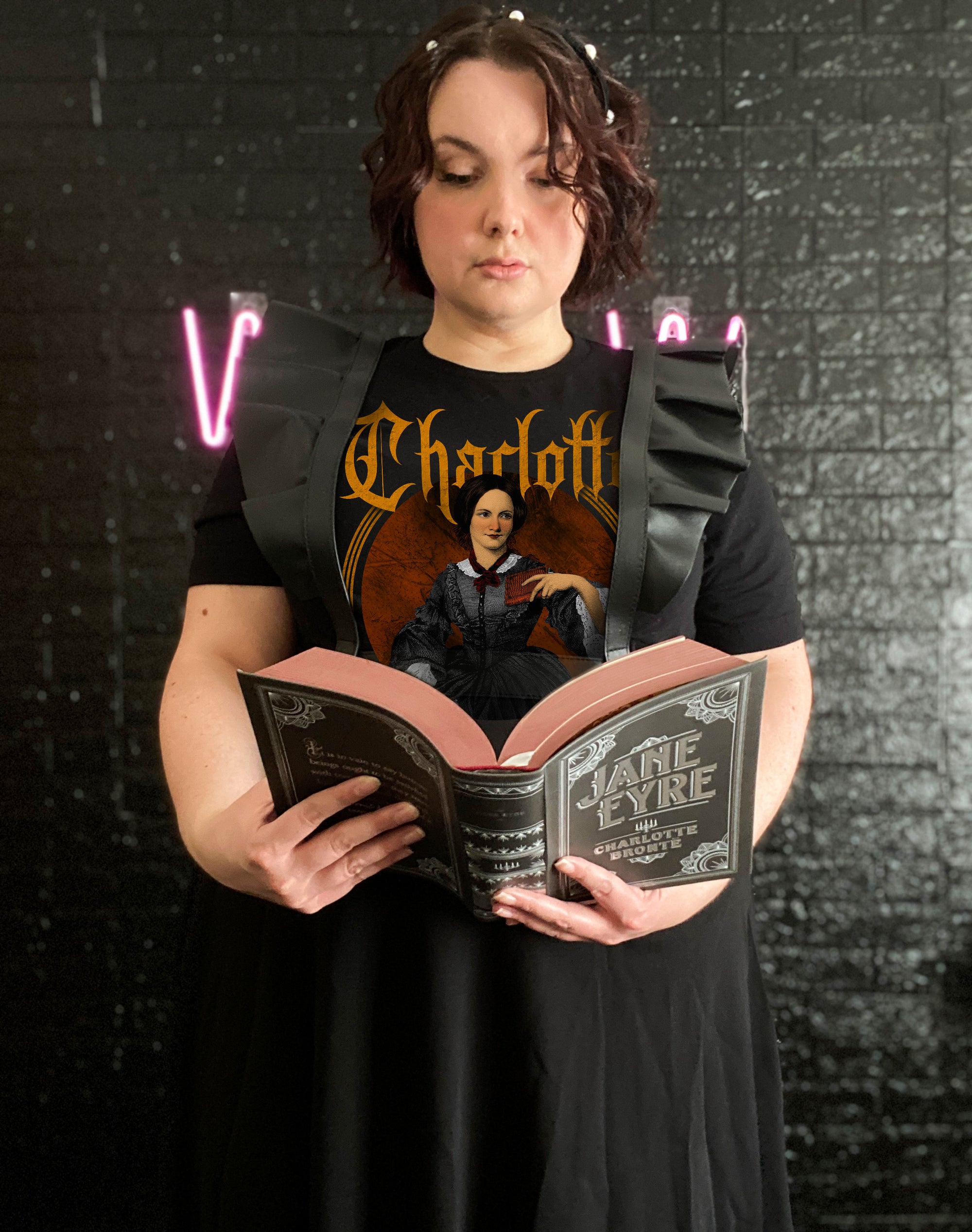 Charlotte Brontë Band Tee